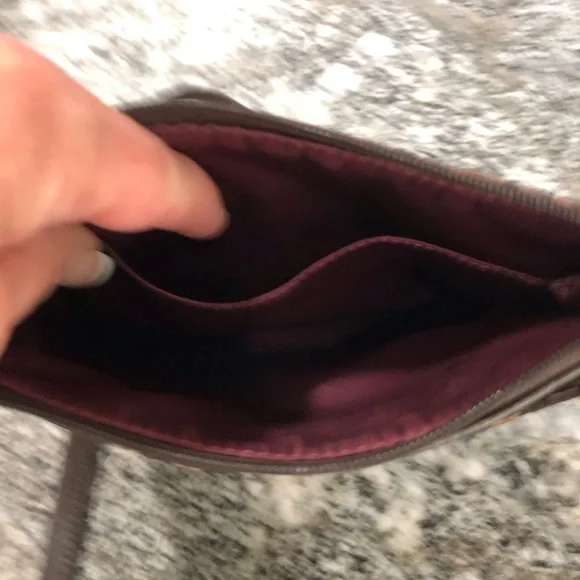 Coach Madison Swingpack/ Crossbody. Never Used. - Picture 5 of 10